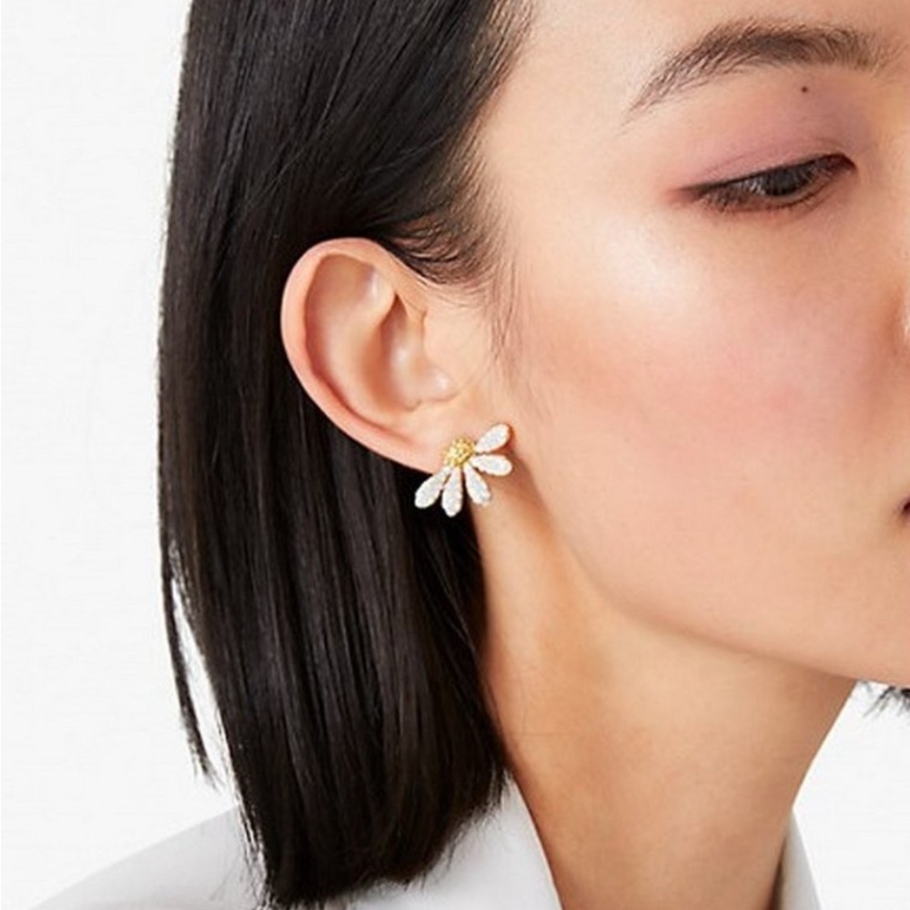 Dazzling Kate Spade Daisy Stud Earrings with White Opal & Yellow Crystals NWT - Picture 8 of 10